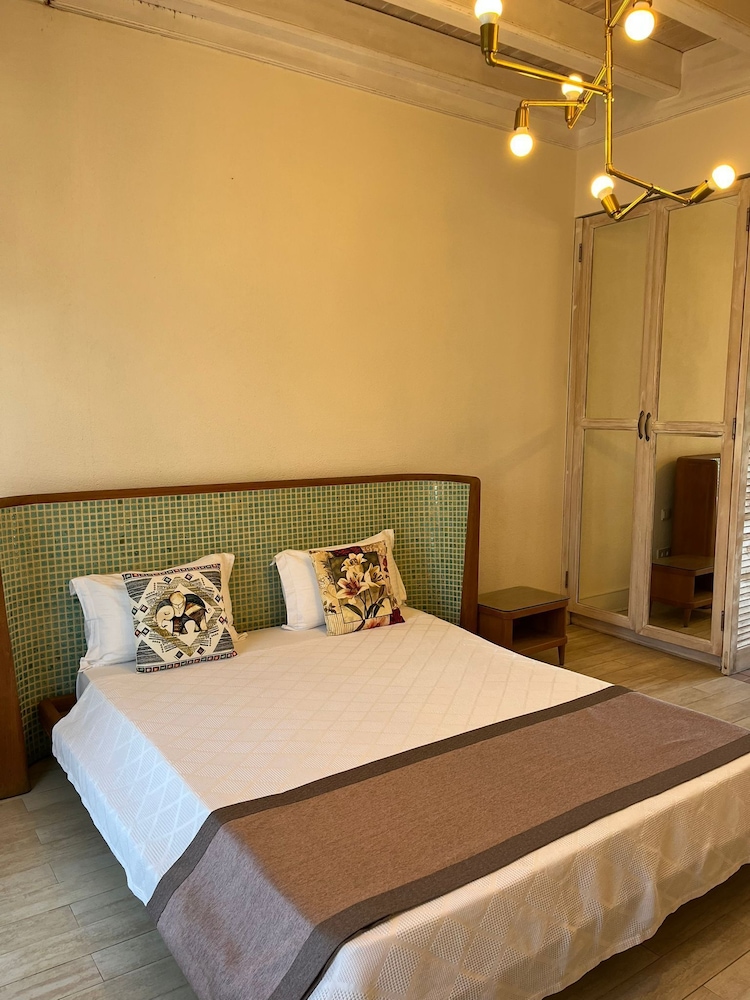 Alacati Onoda Hotel 8/34