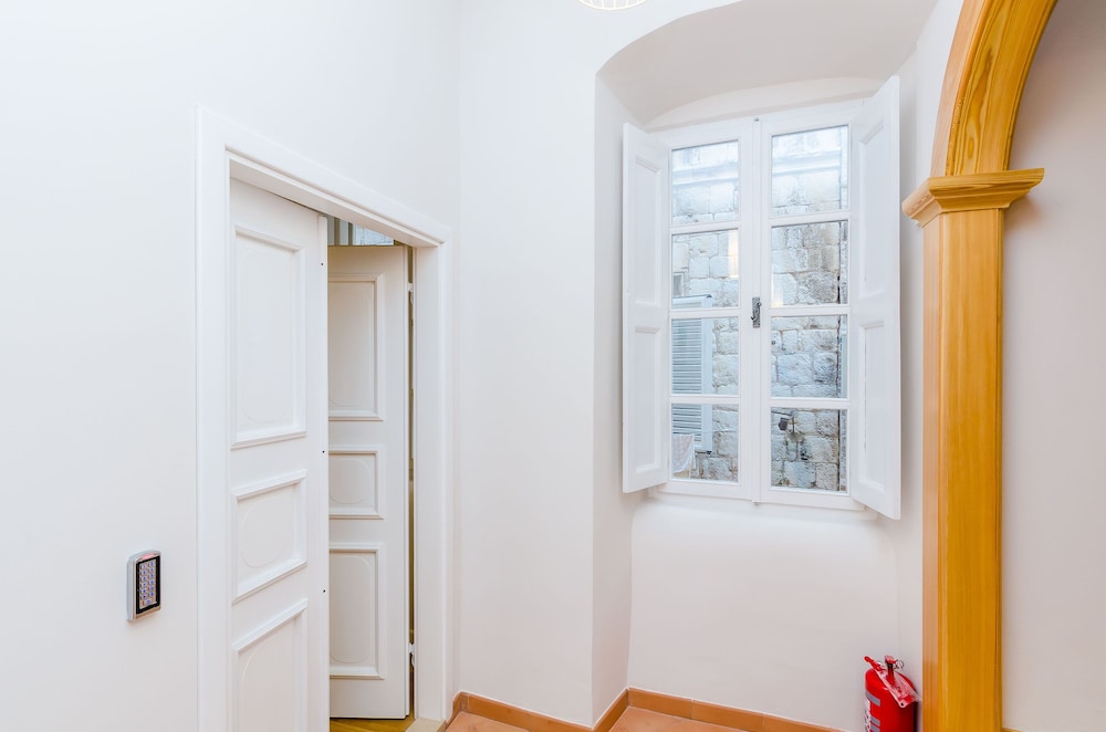Leonarda Baroque House - Old Town 27/71