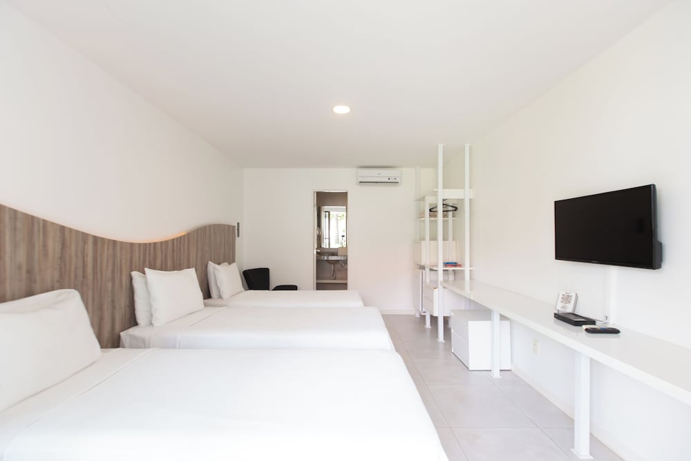 Duro Beach Garden Hotel 8/50