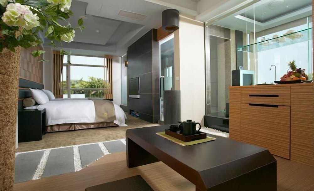 Hefong Villa Faddism Hotel 35/39