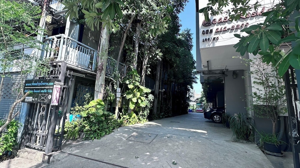 At Ease Residence Suvarnabhumi 54/67