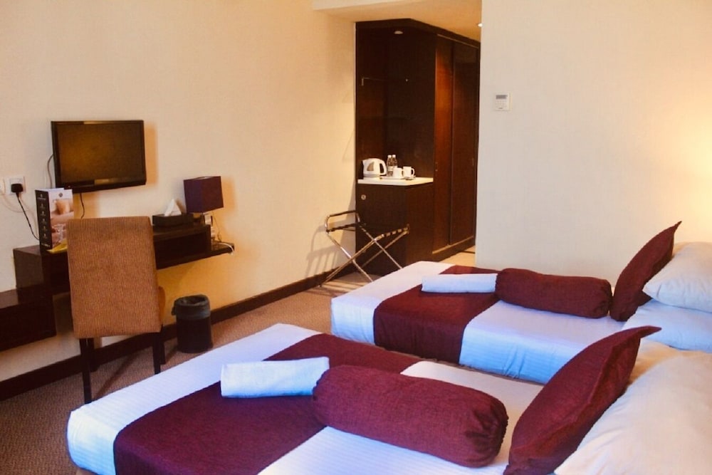 GRAND PUTERI HOTEL 7/15
