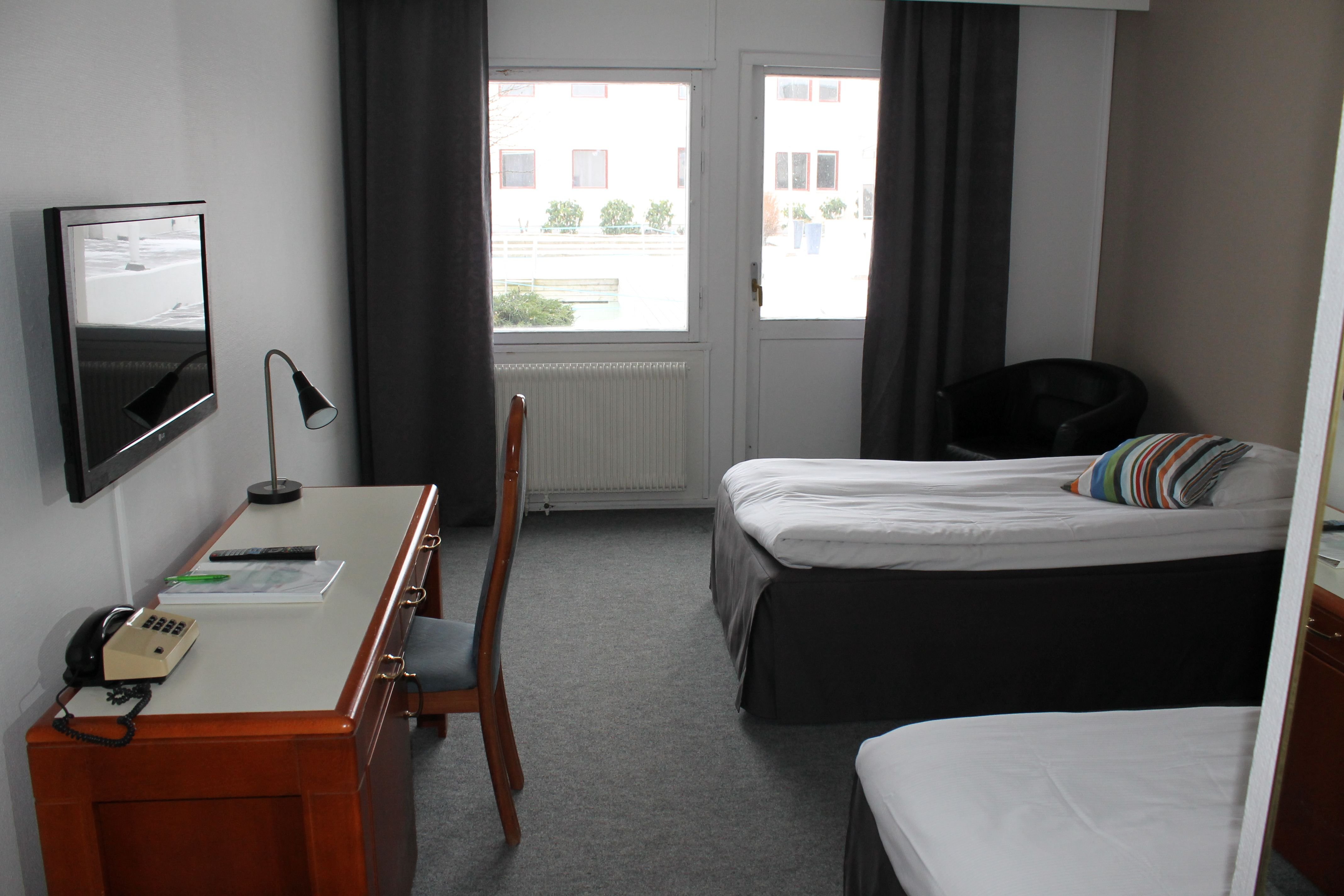 Apple Hotel 14/44