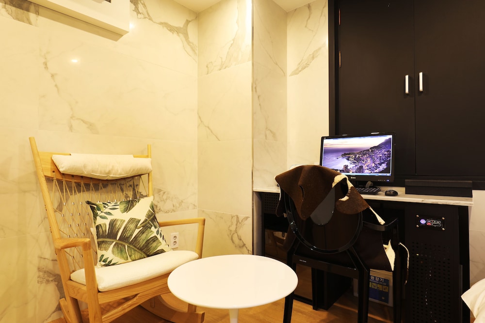 Sm Boutique Hotel 41/50