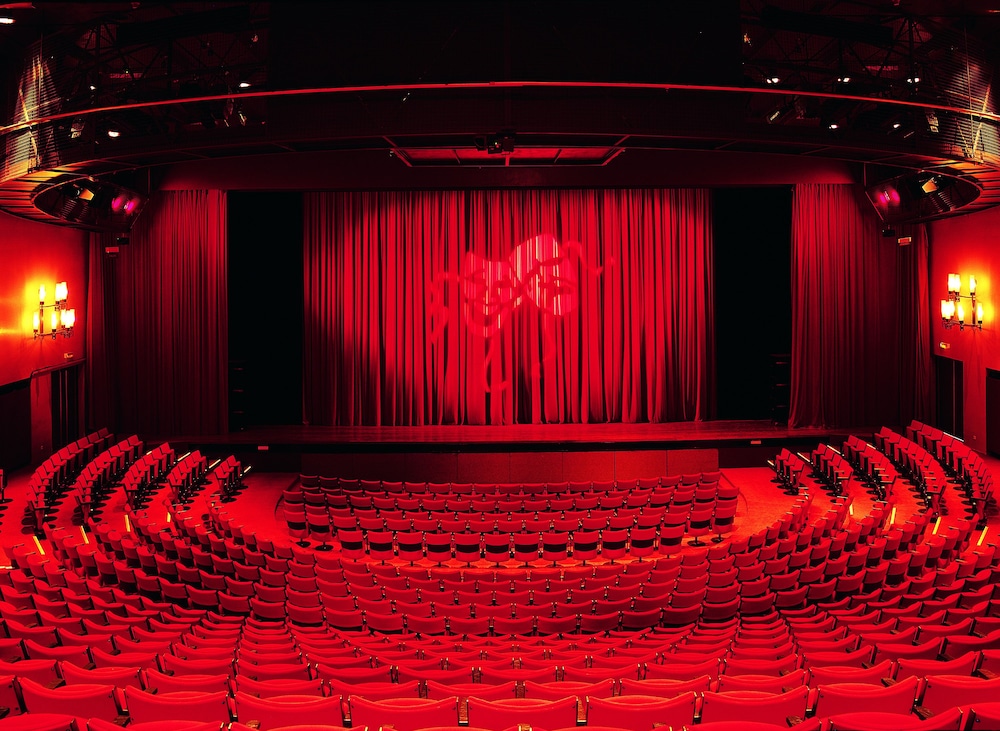 Theaterhotel de Oranjerie 26/61