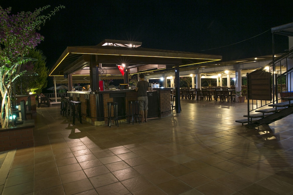 Bodrum Sea Side Beach Club Hotel - All Inclusive 44/72