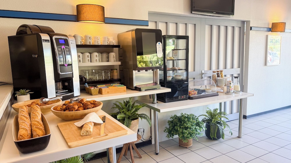 IBIS BUDGET SAINT CHRISTOL LES ALES 29/50