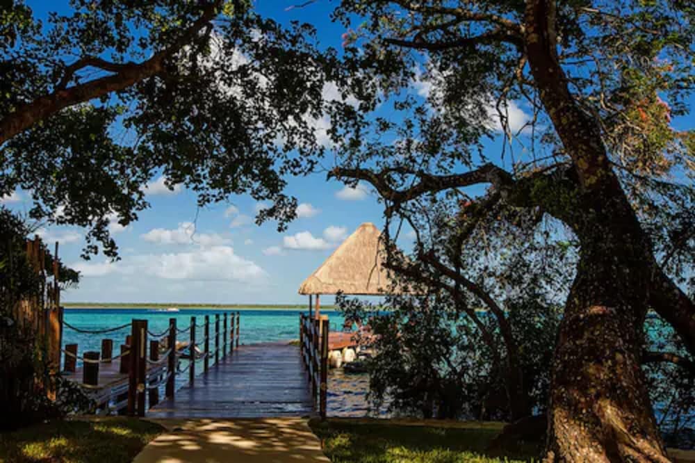 Hotel Carolina Bacalar 30/39