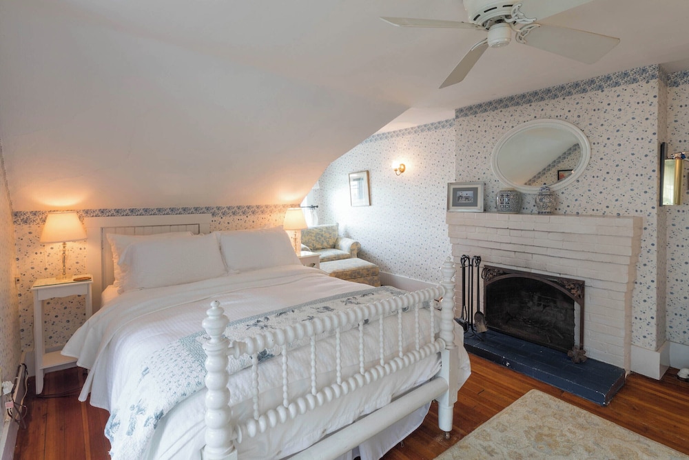 York, Suite, Queen Bed, Ocean View