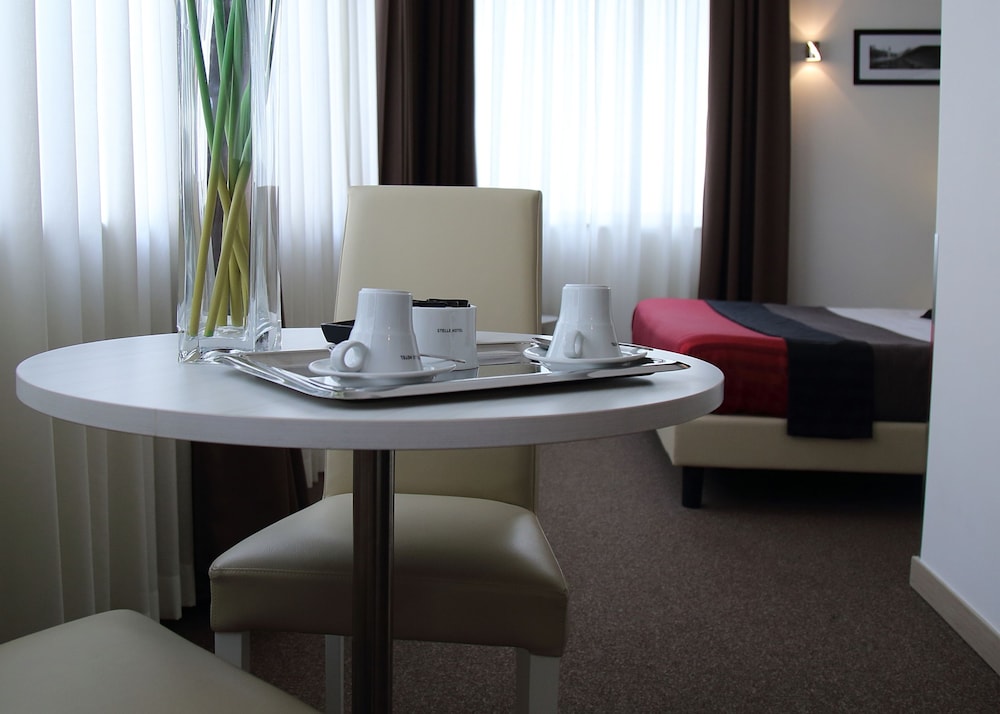 Stelle the Businest Hotel 38/47