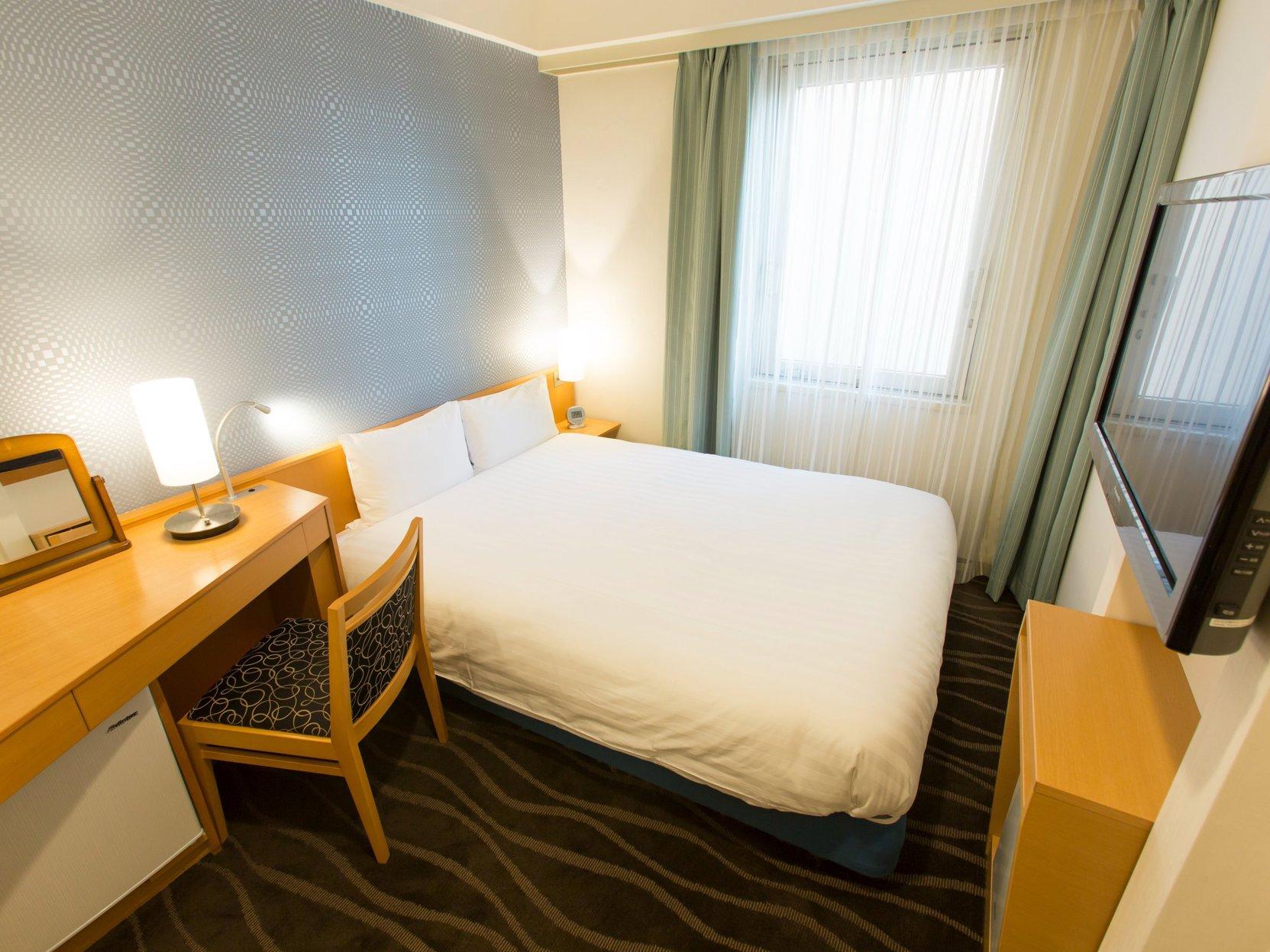 Standard, Semi Double Bed