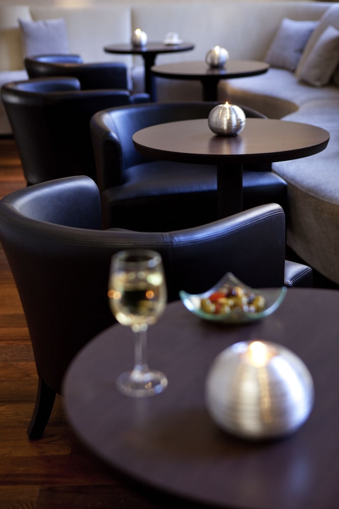 Hotel Mercure Paris 15 Porte De Versailles 42/63