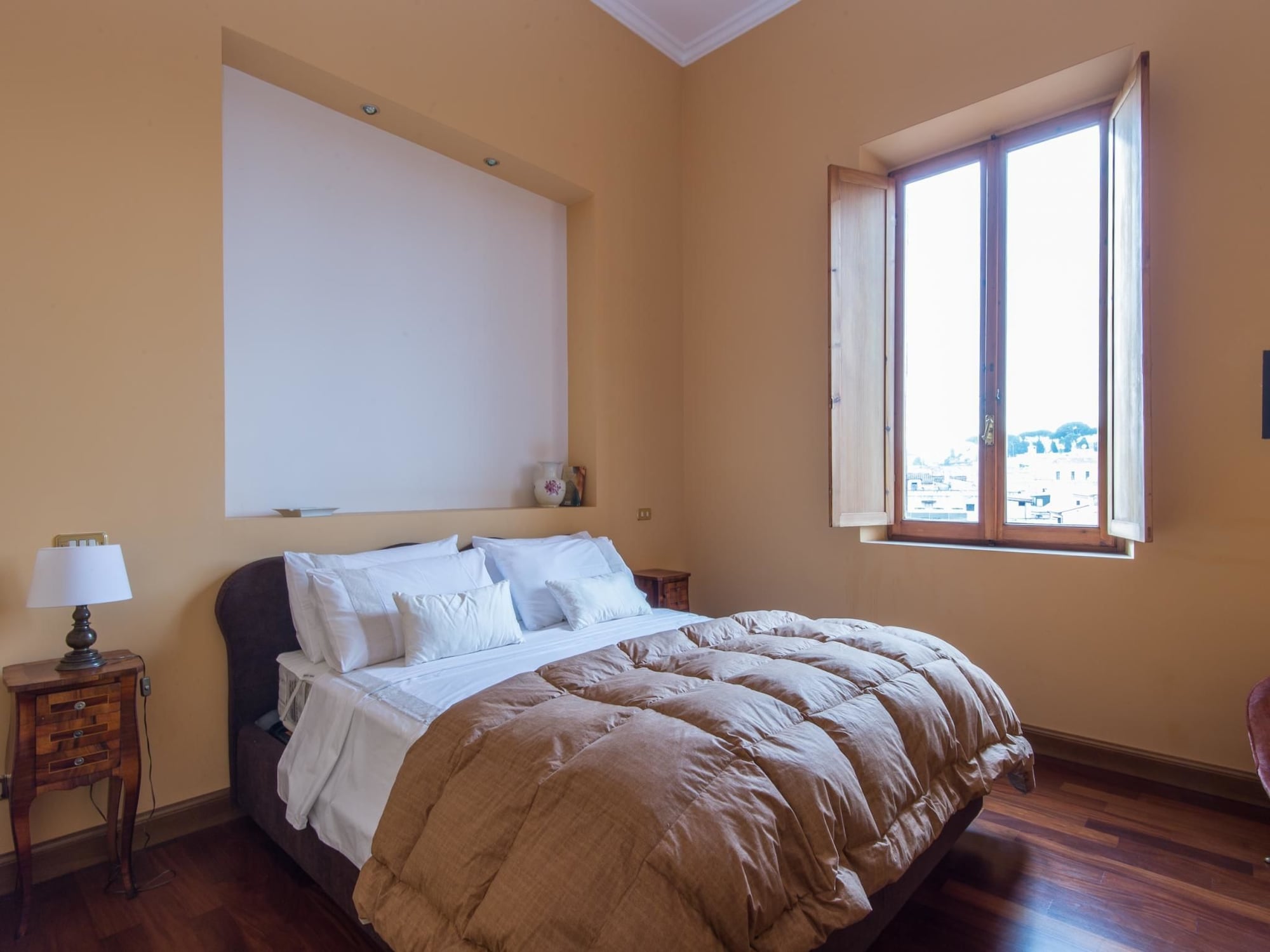 3 Bedrooms, City, Apartment, 4 Beds, 2 Bathrooms, Sofa، RSH Vatican Luxury View 2/6