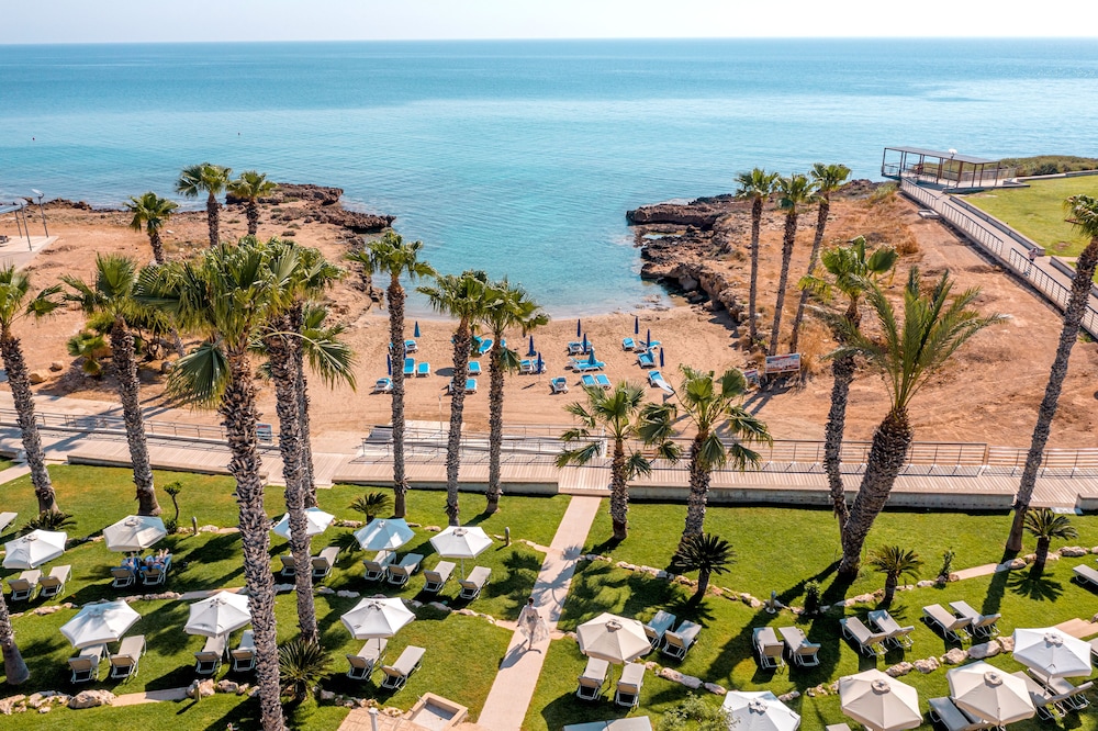 Louis Althea Beach Hotel 27/38