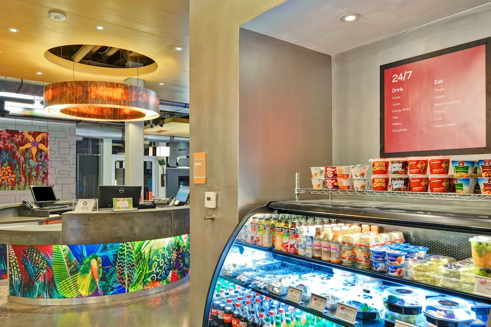 Aloft Phoenix Airport 11/62