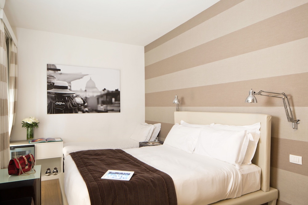 Via Del Corso Home 10/45