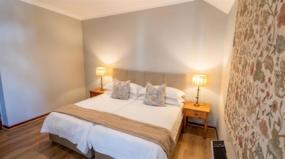 Constantia Hotel and Conference Centre 23/50