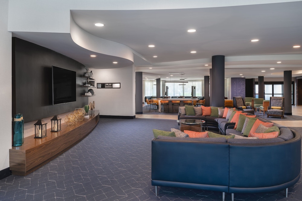 Courtyard By Marriott Providence Lincoln 26/50