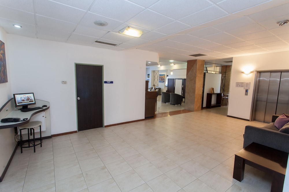 Hathor Hotels Mendoza 5/63