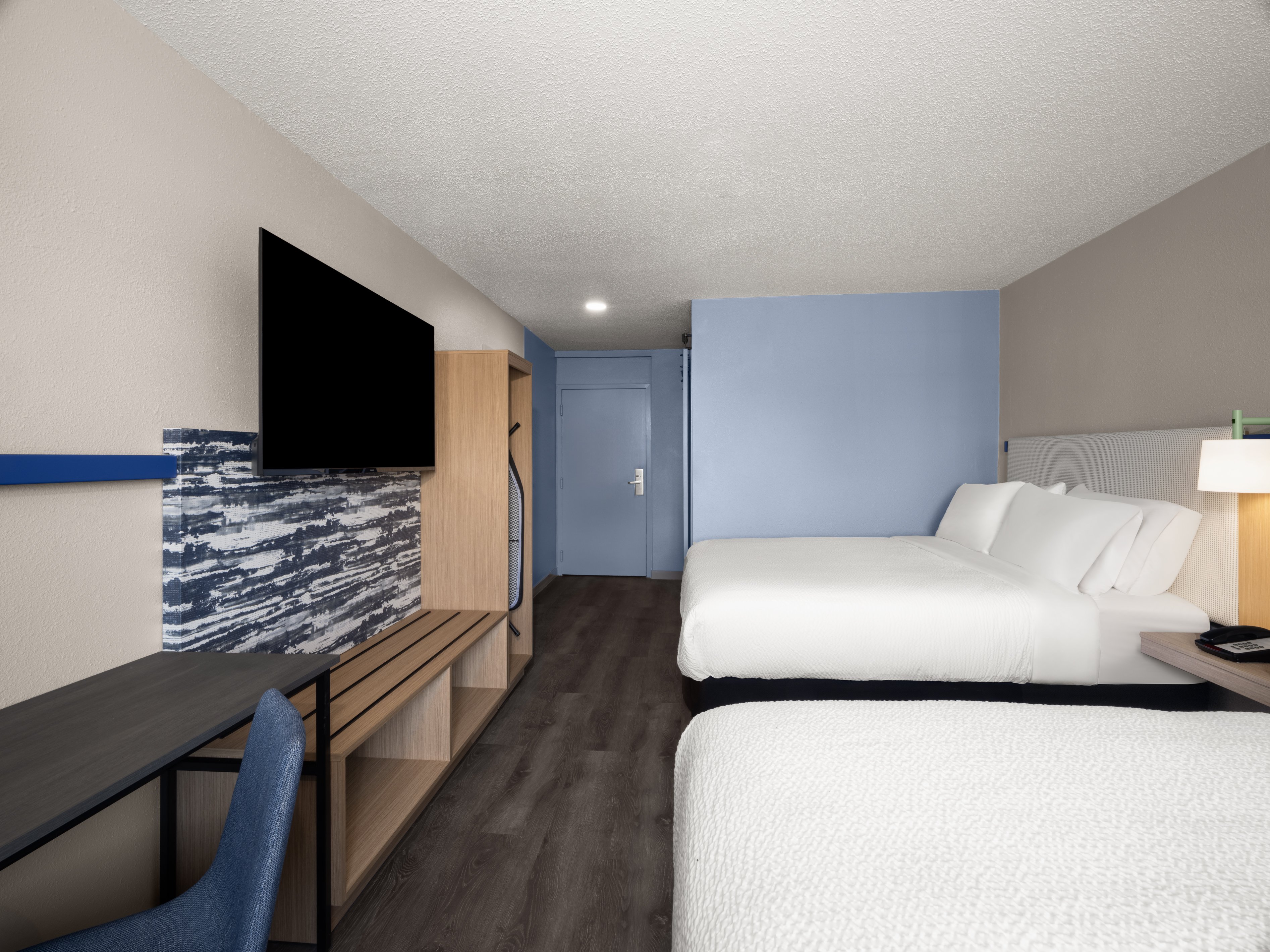 Econo Lodge Inn Suites Greenville 22/69