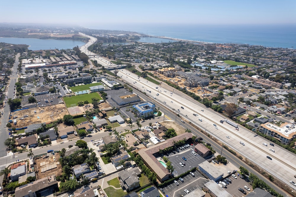Motel 6 Carlsbad, CA - North Near Legoland 55/66