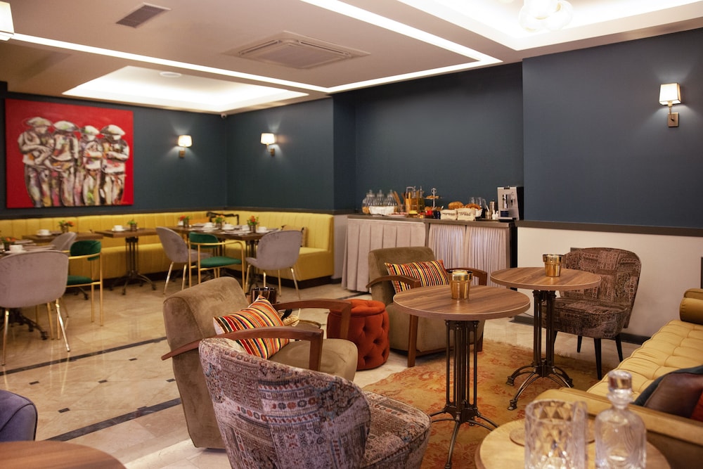 The Fox Hotel Taksim 59/69