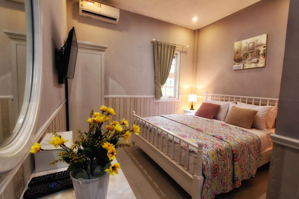 Omah Madam Bed & Breakfast 13/44