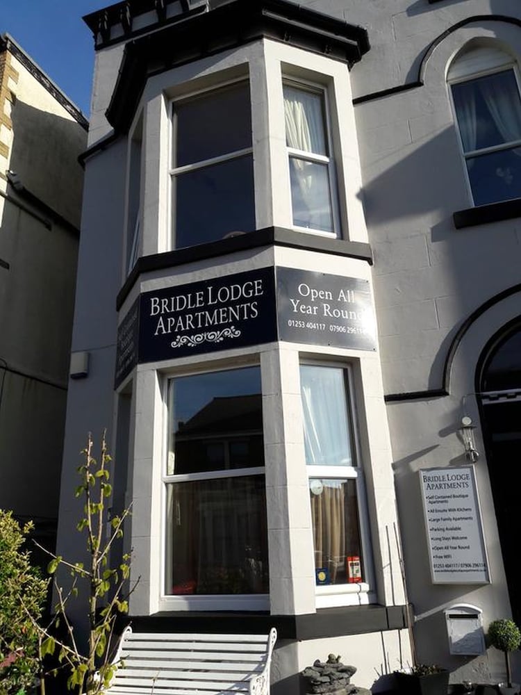 Bridle Lodge Superior Apartments 1/50