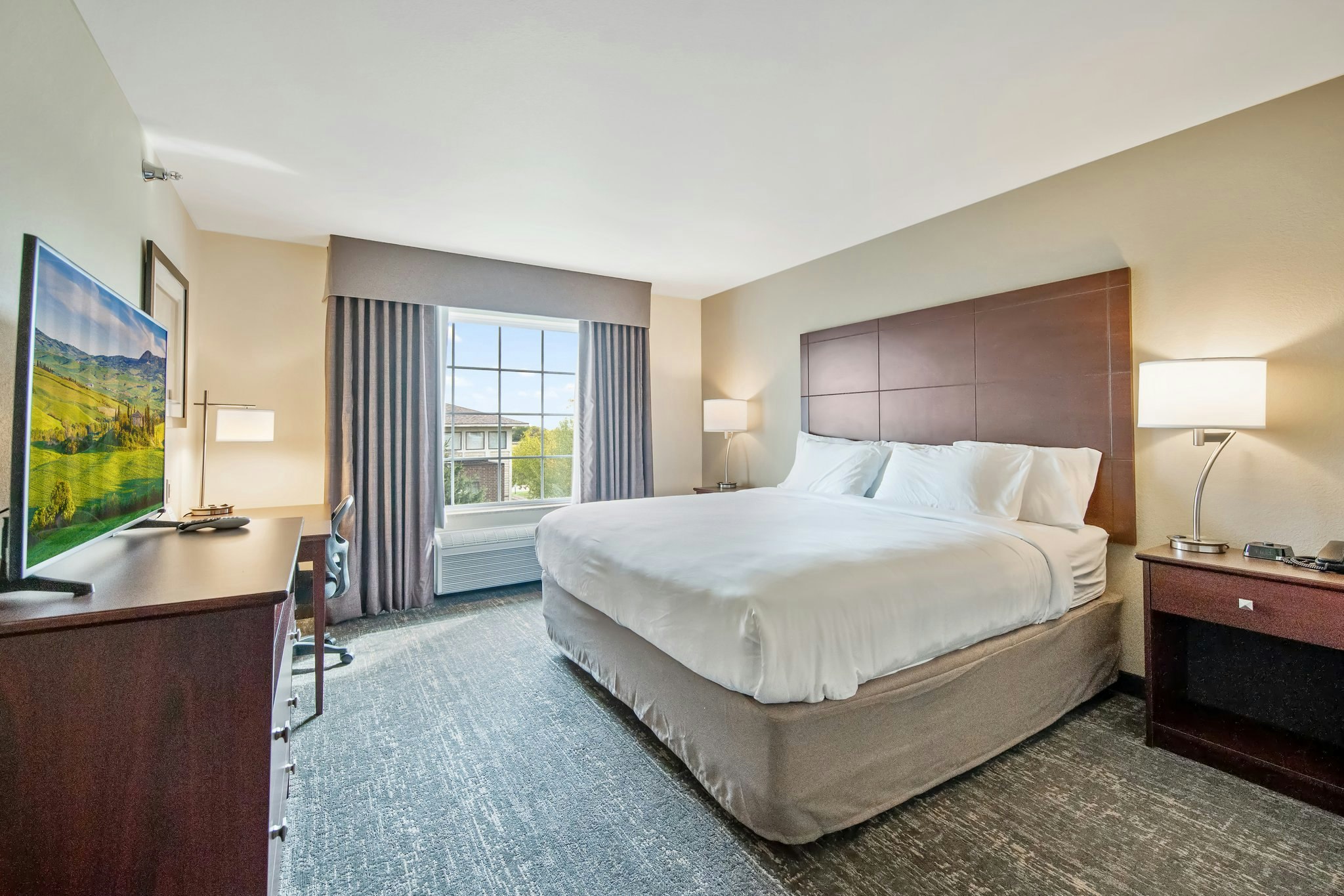 Cobblestone Hotel & Suites - Austin 14/50