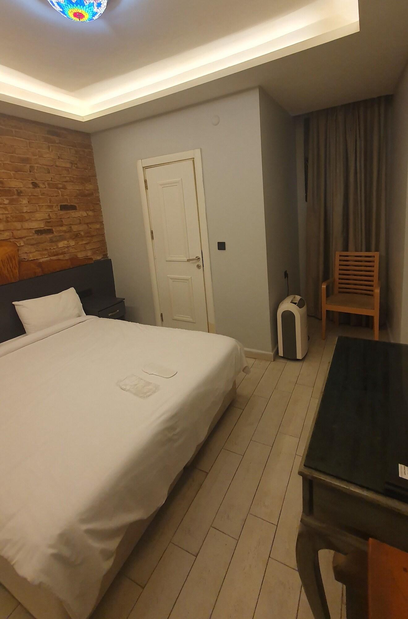 Economy, Basement
