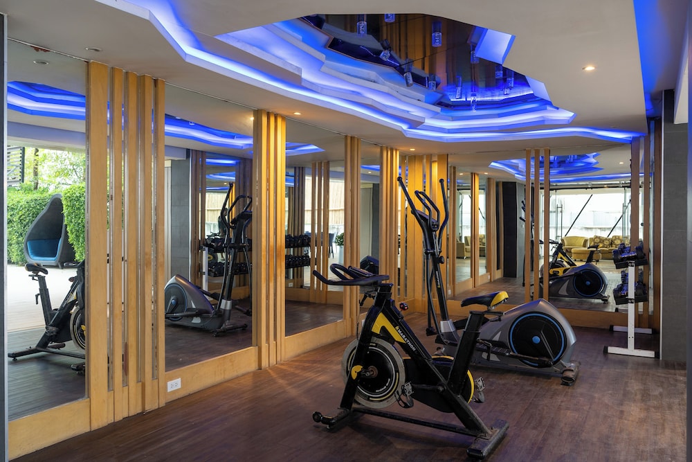 Rodina Beach Hotel 47/74