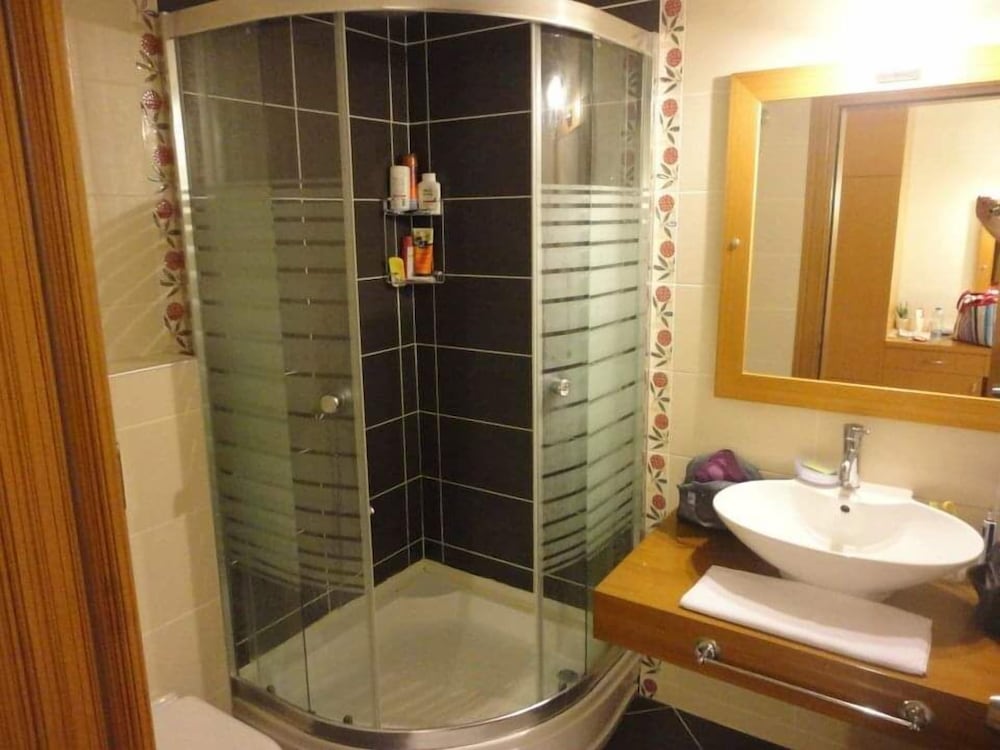 Celay Hotel 38/38