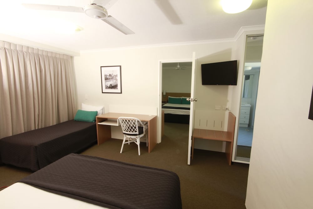 Darcy Arms Motel 21/52