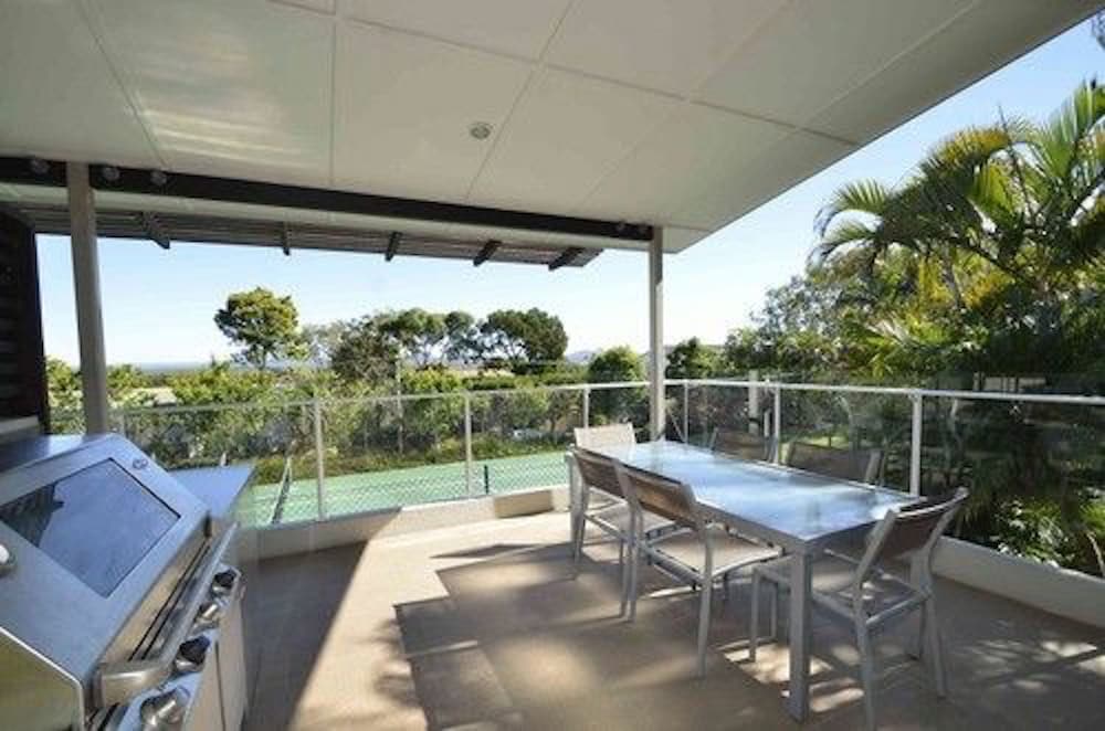 Noosa Hill Resort. 44/78