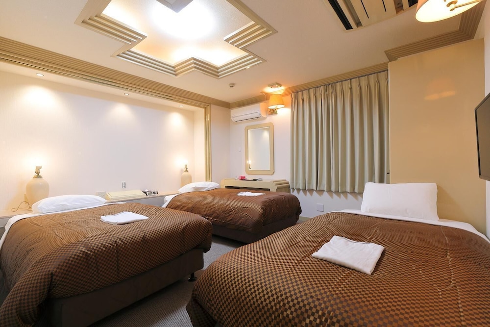 Reco Hotel Mikuni 8/25