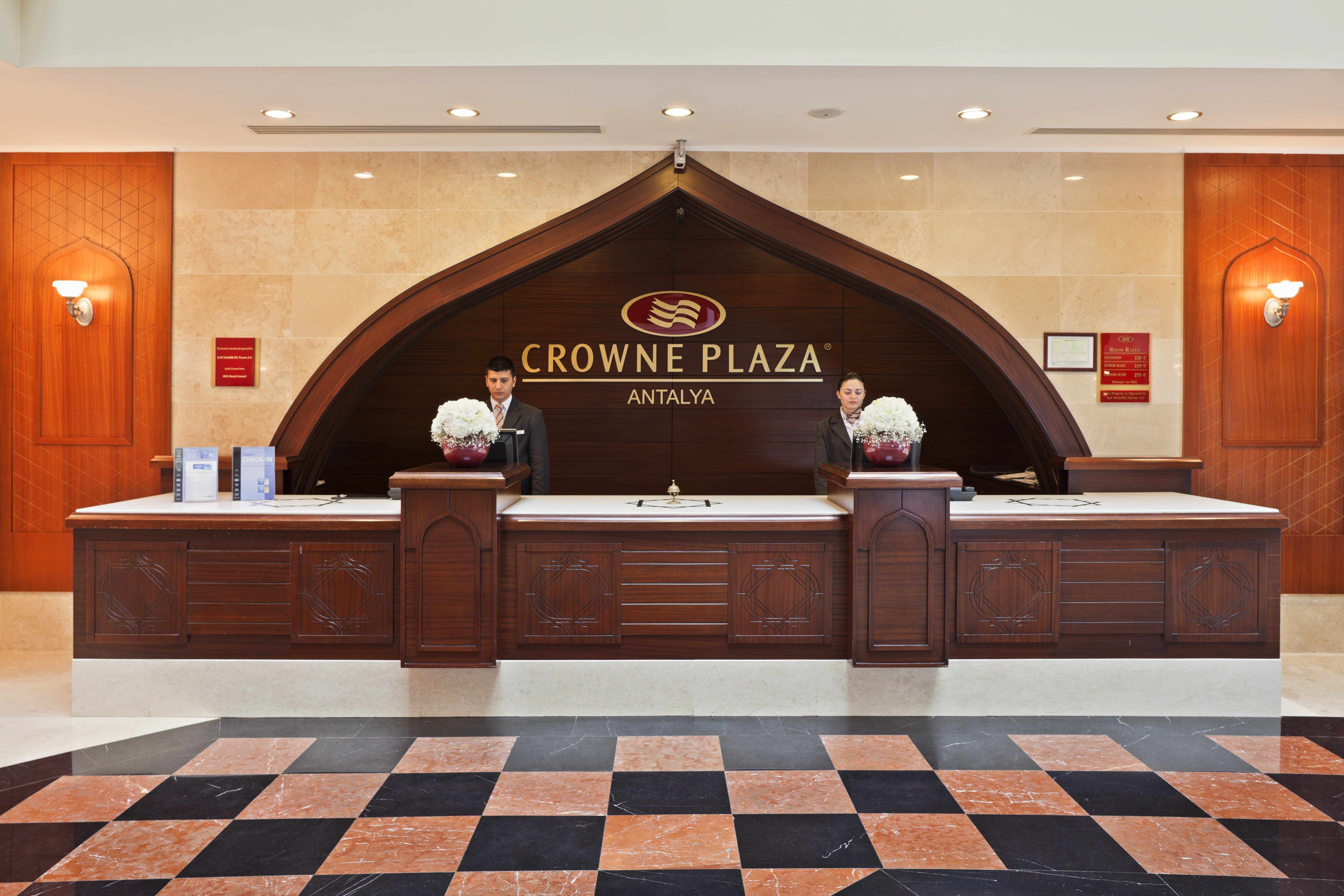 Crowne Plaza Antalya 10/83