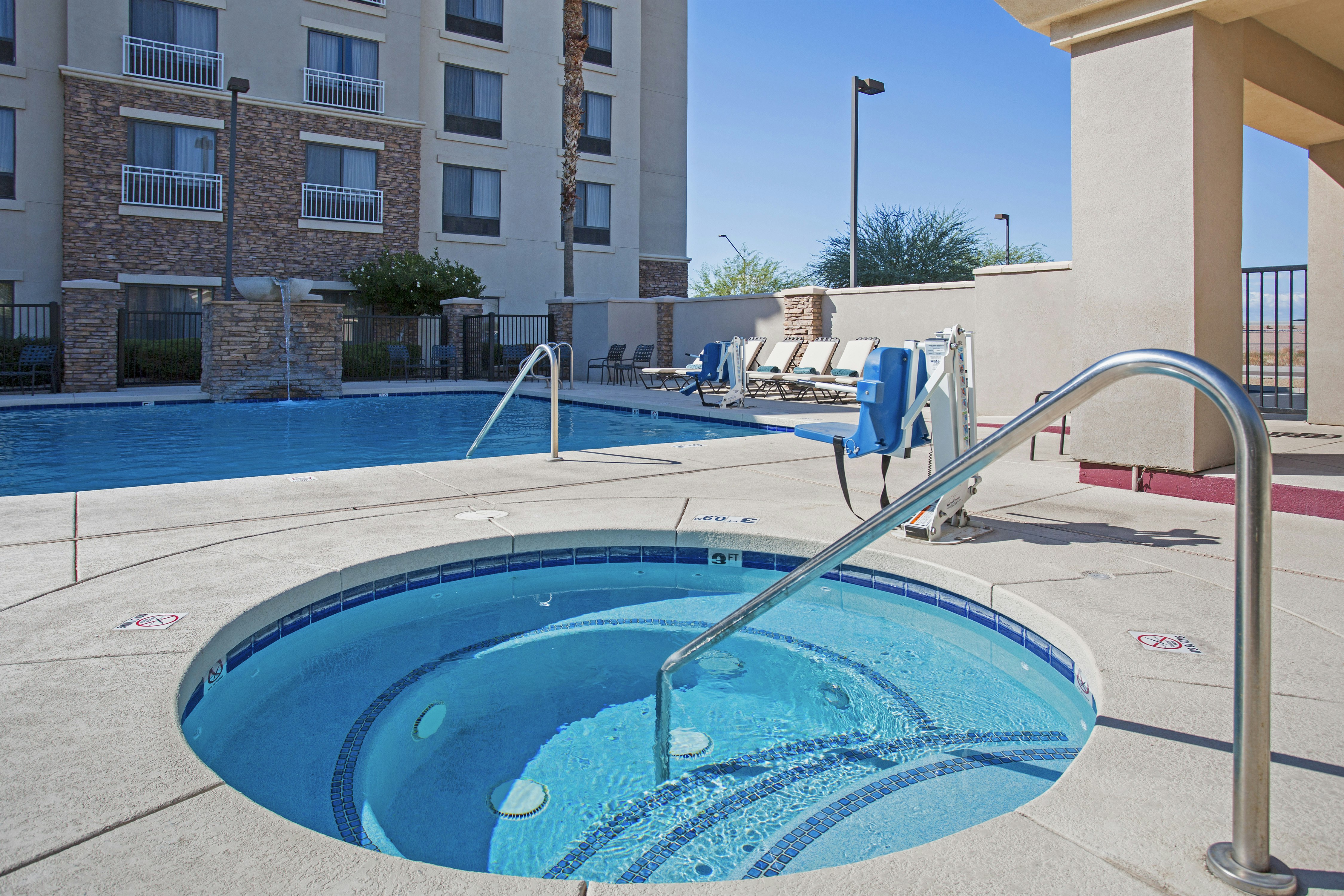 Hilton Garden Inn Phoenix Avondale 8/28