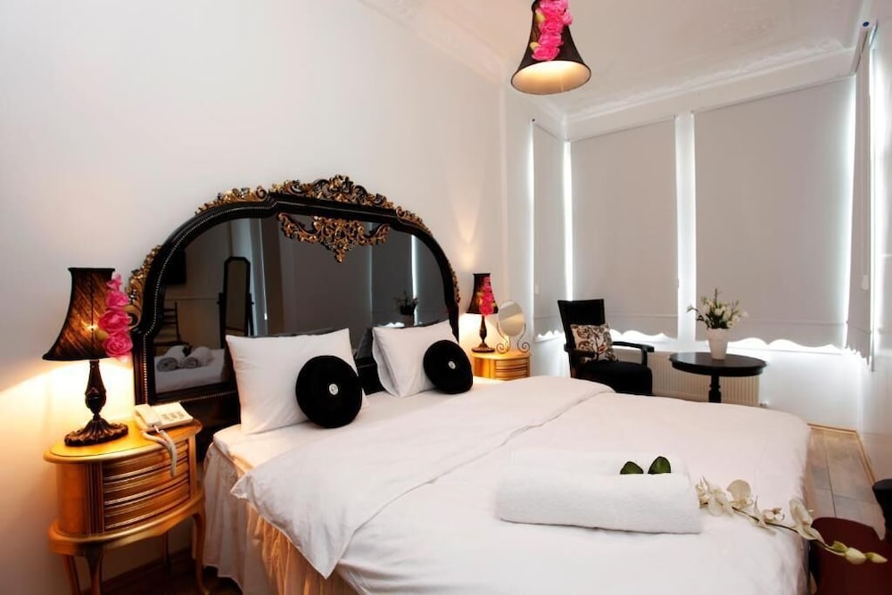 The White Swan Suites Beyoglu 21/74