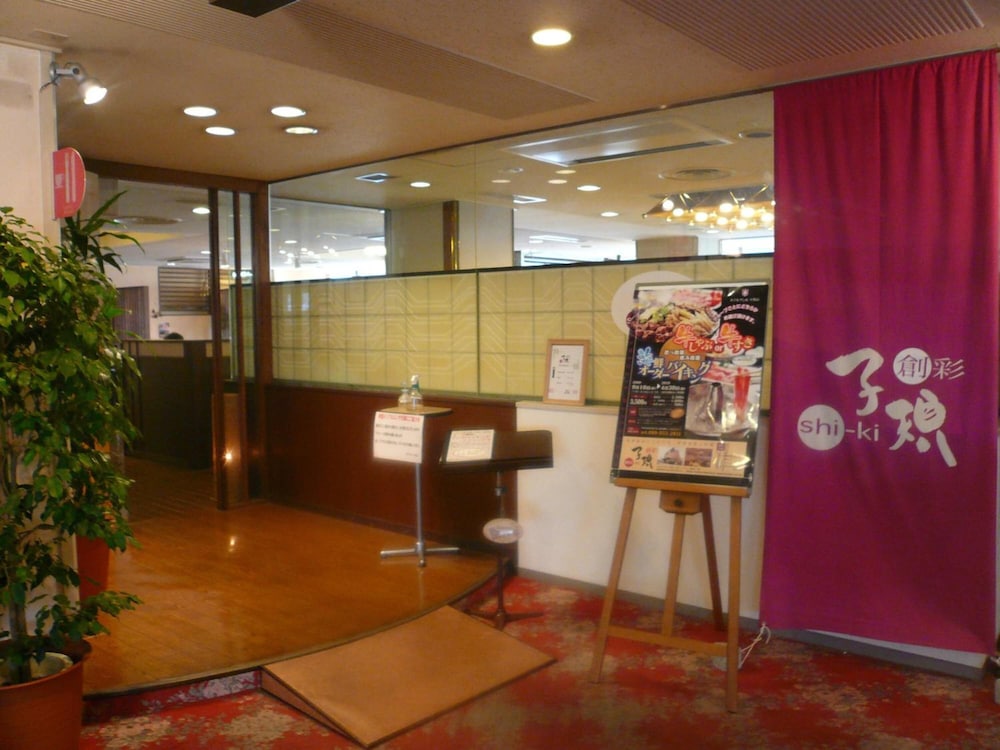 HOTEL SUNROUTE MATSUYAMA 6/45