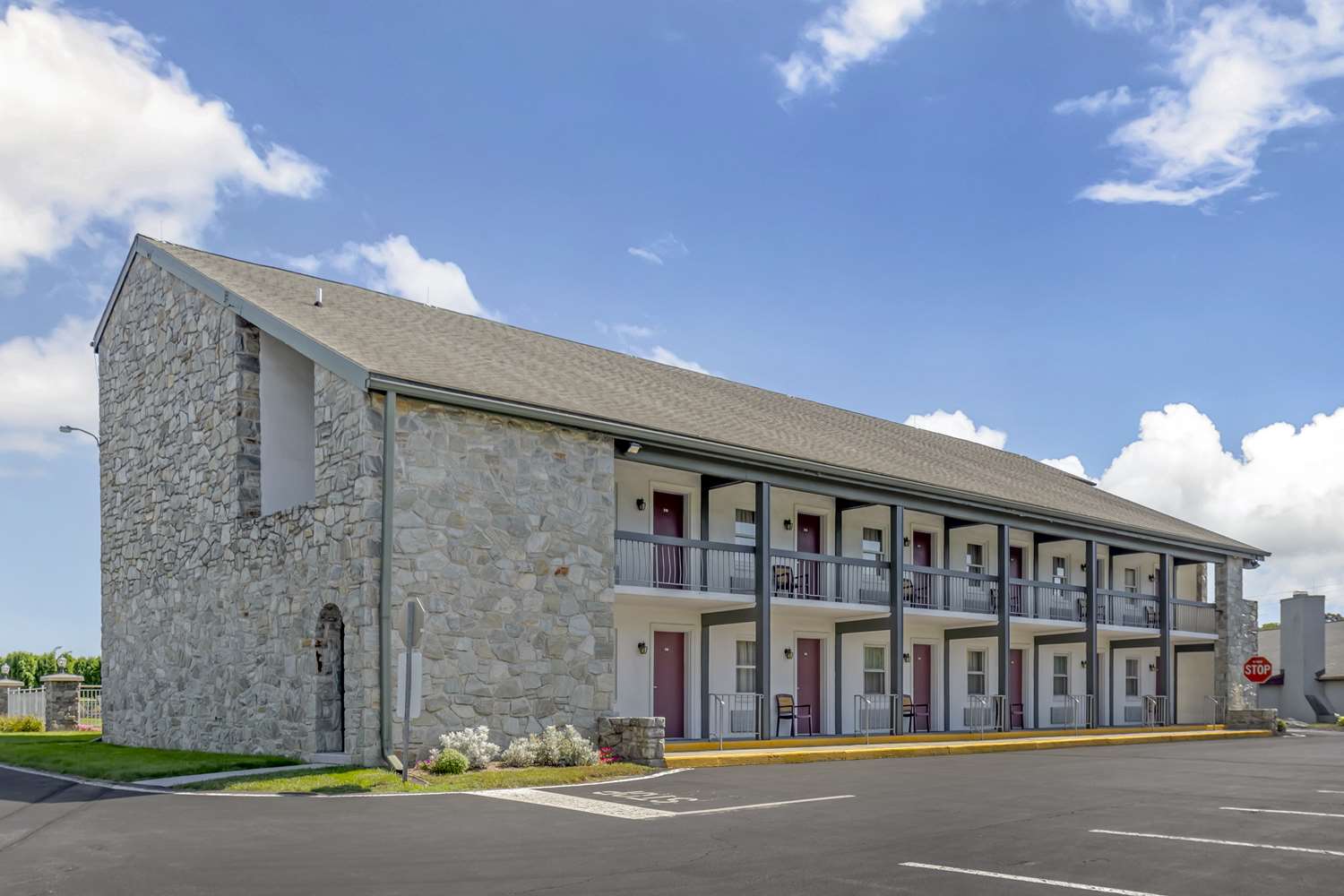Best Western Plus Revere Inn & Suites 36/39