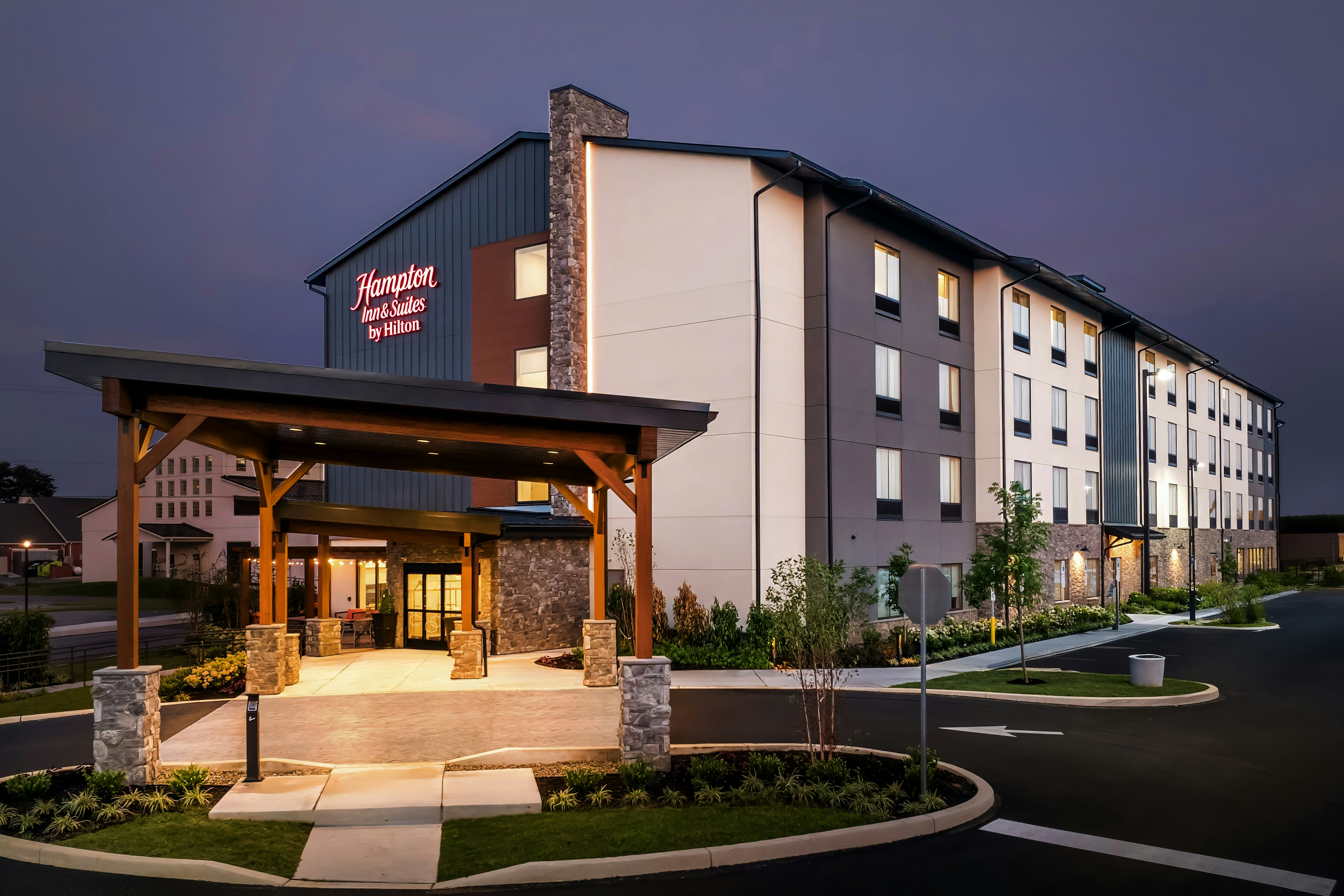 Hampton Inn & Suites Intercourse, PA 3/31