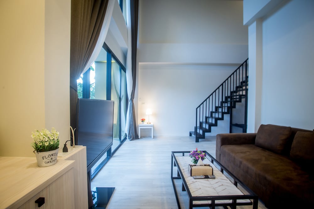 T-REX BURIRAM BOUTIQUE HOTEL 18/37