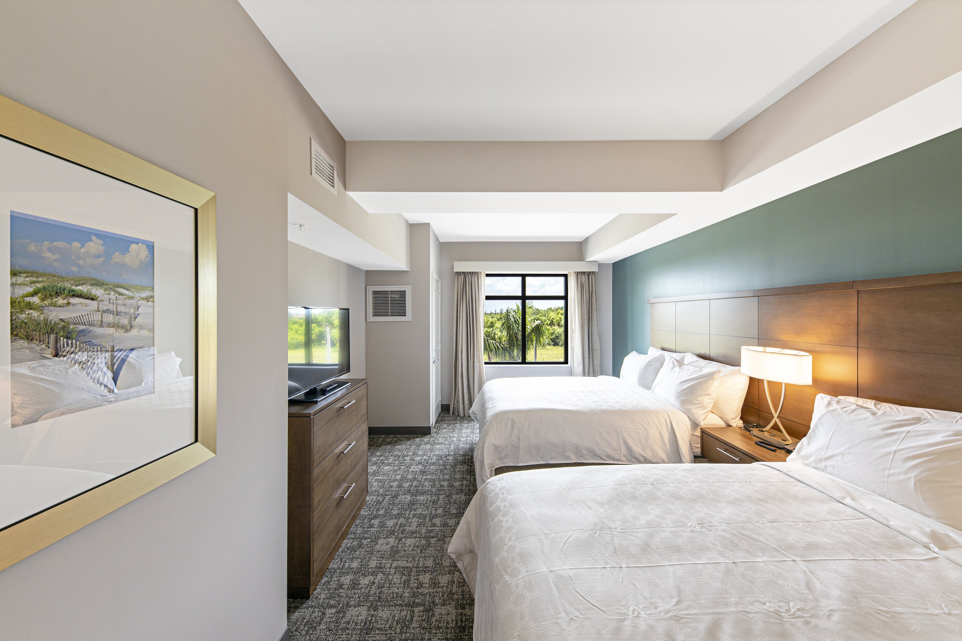 Staybridge Suites Naples Marco Island 14/75