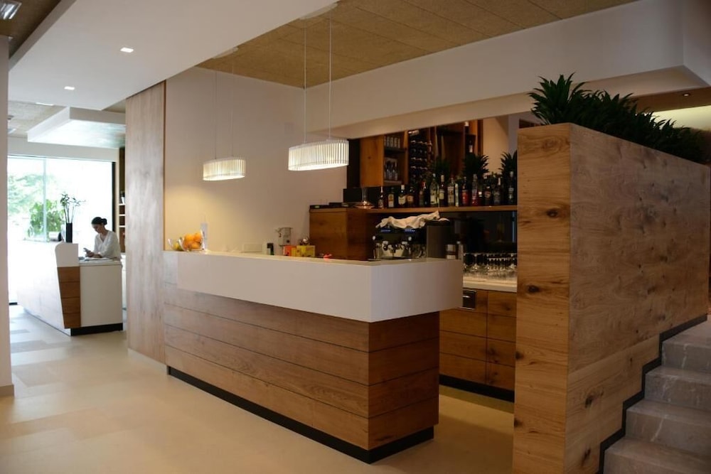 Hotel Nar 5/23