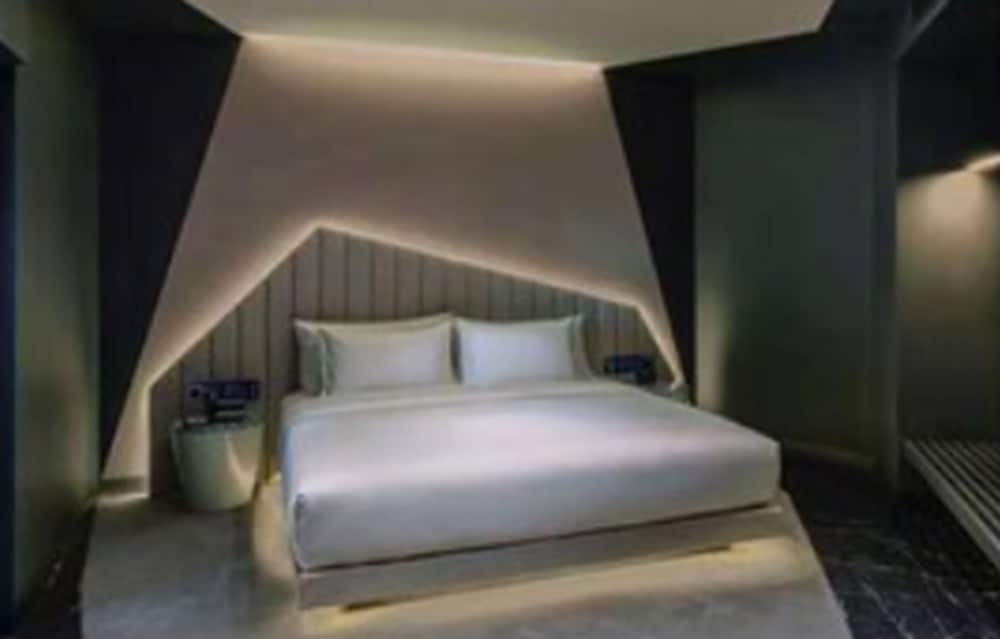 غرفة قياسية بسرير كينج، Blossom House Beijing Houhai 5/8