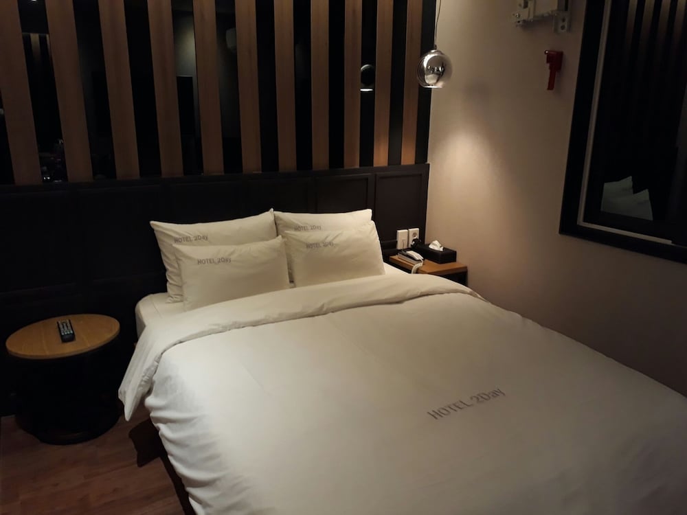2Day Hotel 25/50