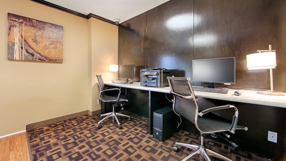 Best Western Canoga Park Motor Inn 40/44