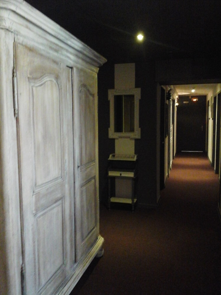 Hotel du Centre 36/50