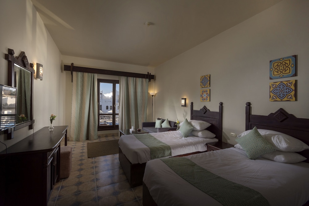 Al Diwan Resort 5/46