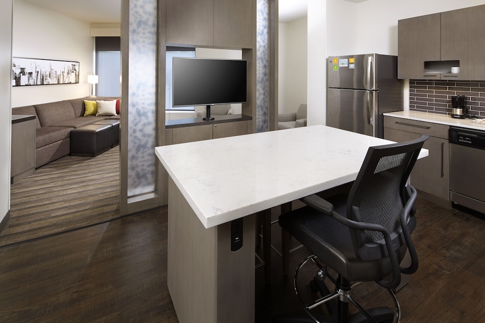 Hyatt House Pittsburgh Bloomfield Shadyside 56/63